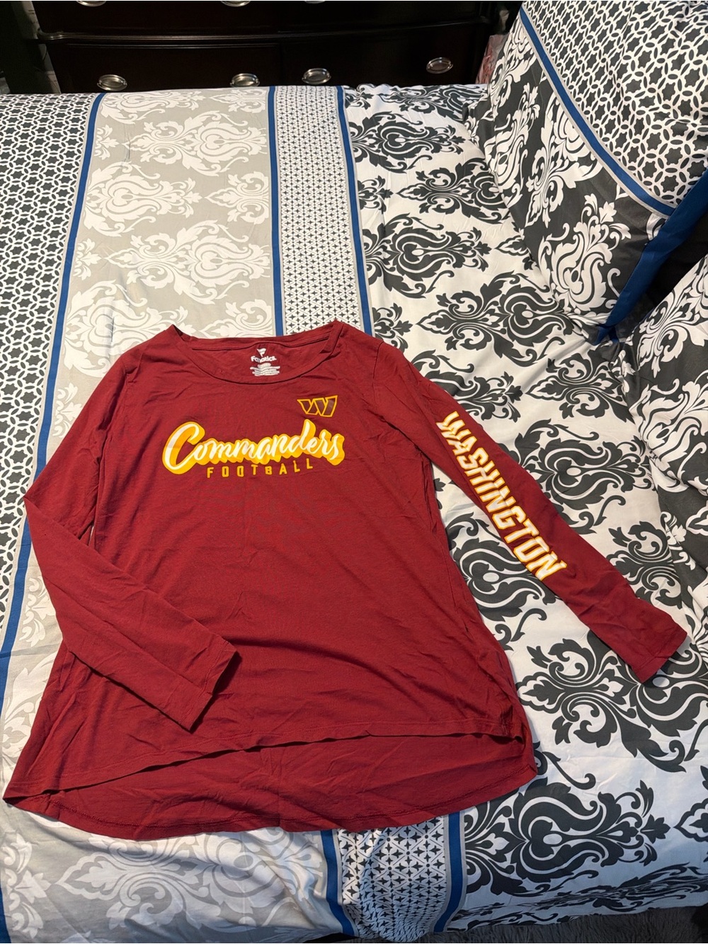Women’s Long-Sleeve Football Shirt - Red
